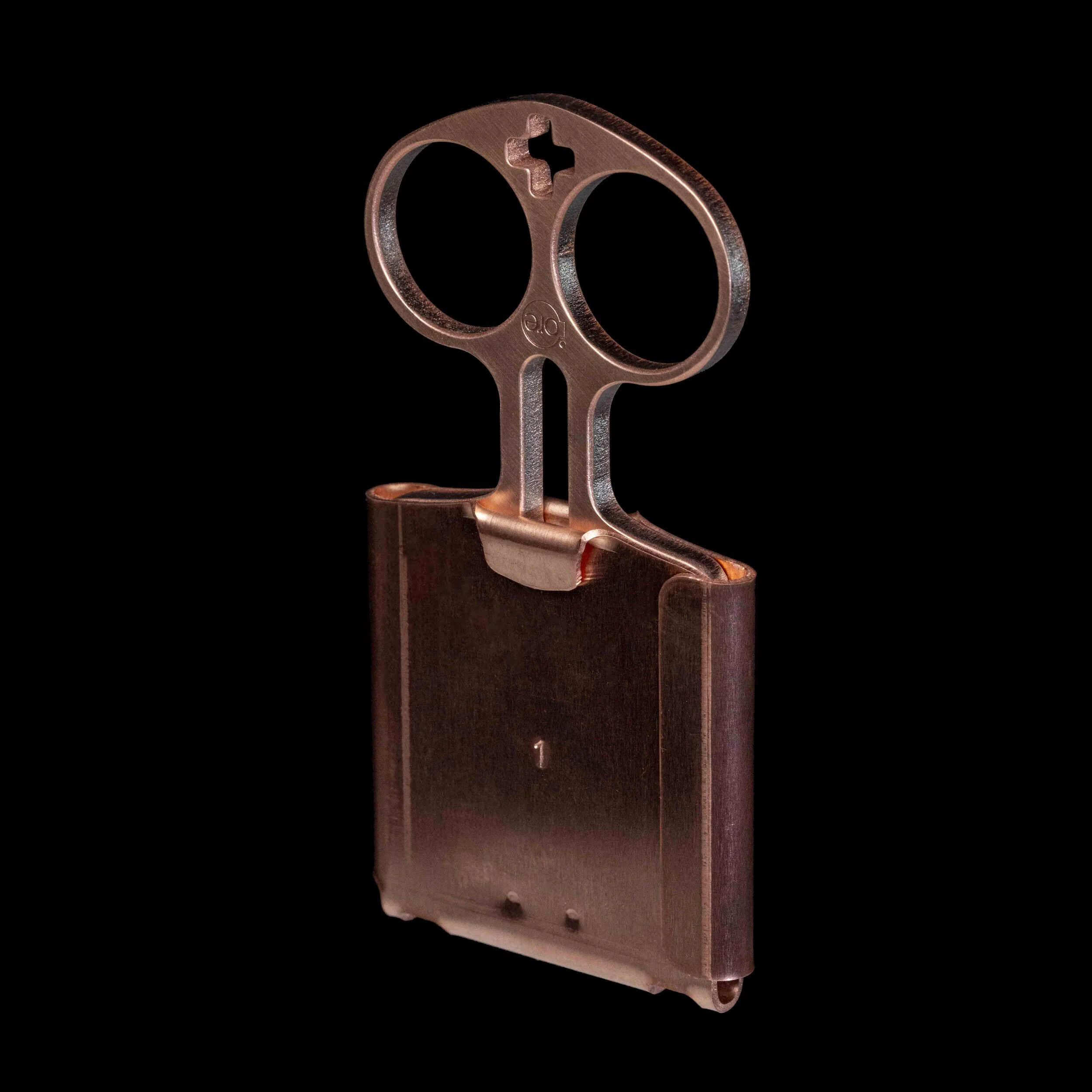 Space Key is the best touch tool for hygiene key made of antibacterial copper used as keychain
