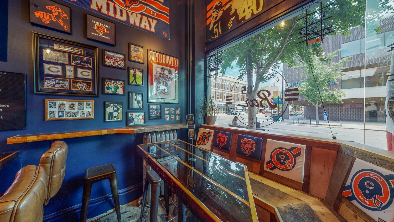 Bar photo 1