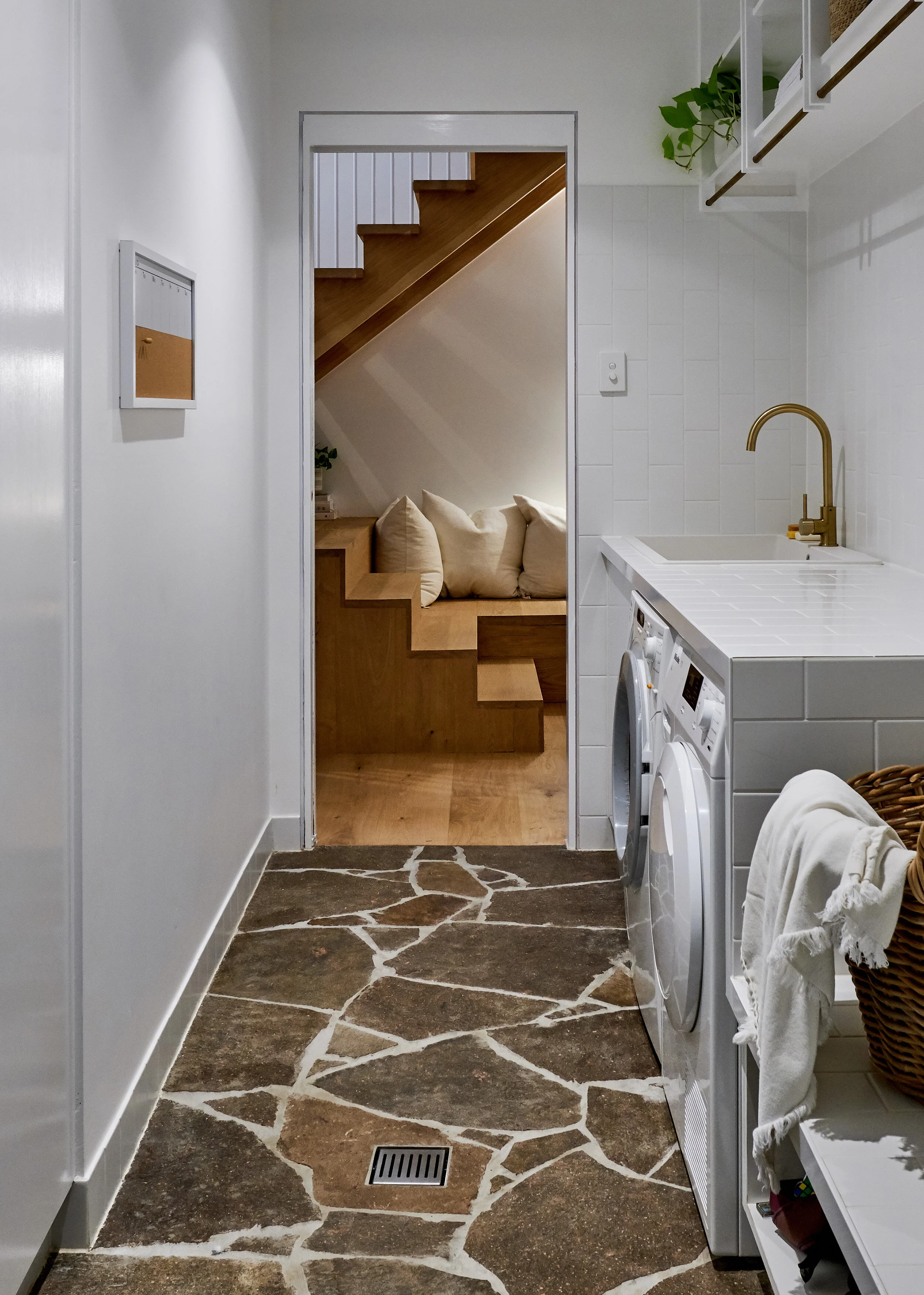 Mylne_Bramble Tce_33_2500.jpg