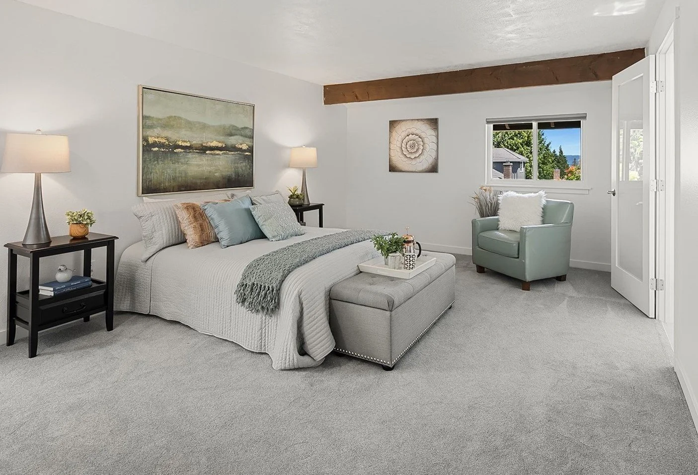 Gallery Photos42.jpeg