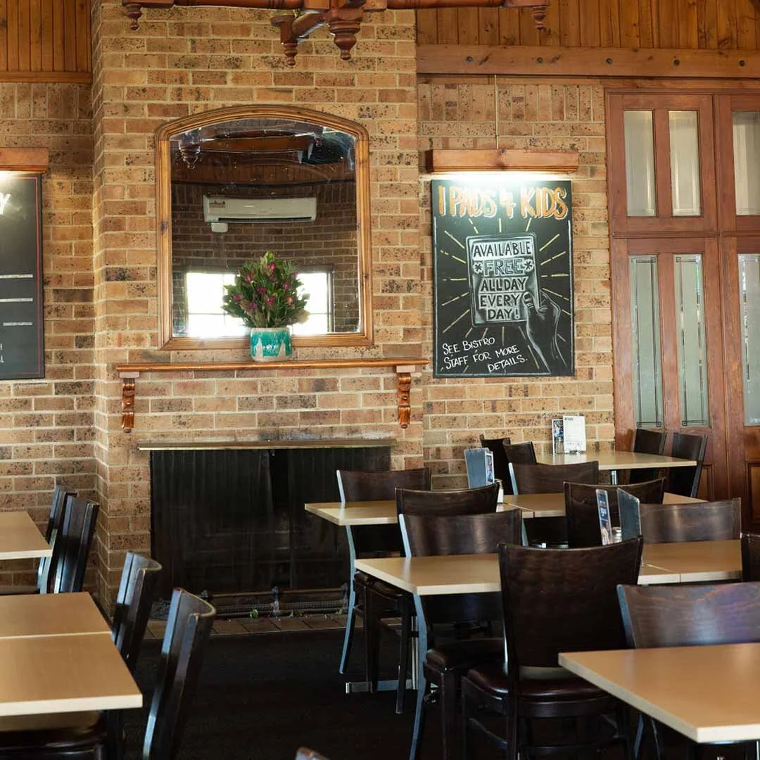 Drink-Bistro Bar-Square.jpg