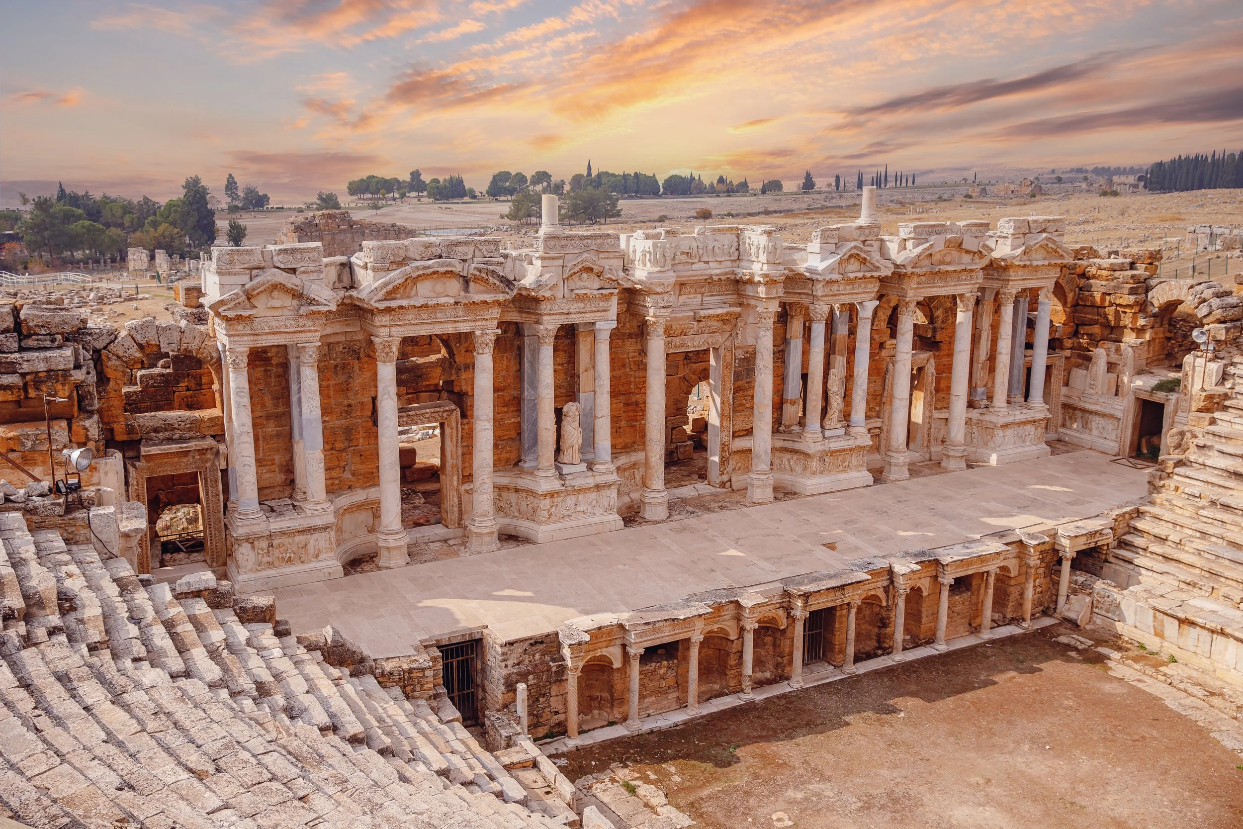 PAMUKKALE : HIERAPOLIS.jpeg