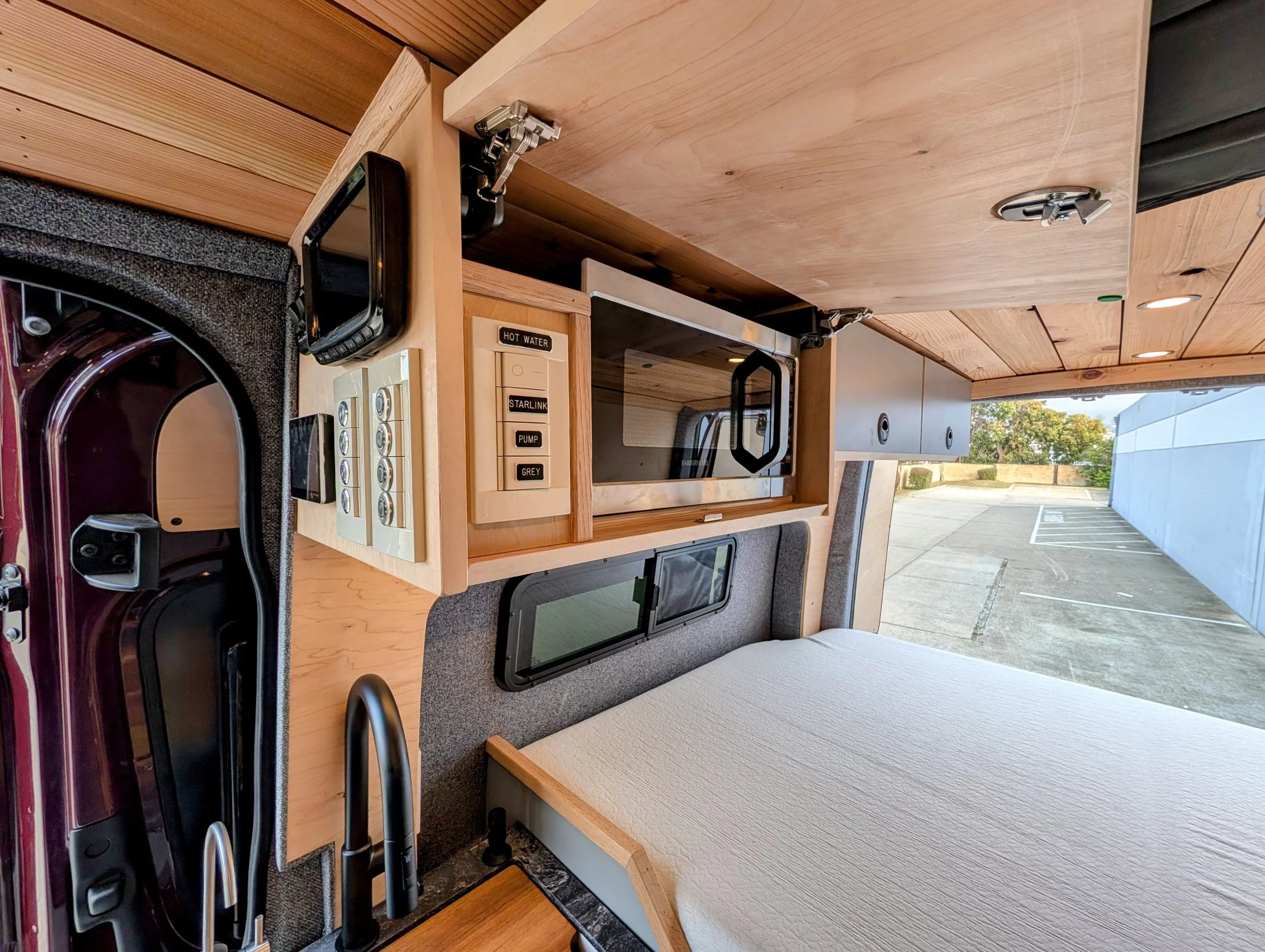 Custom Mercedes Sprinter Camper Van