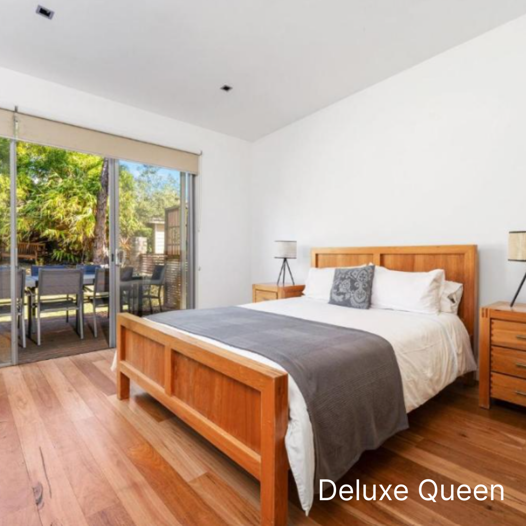 Deluxe Private Queen Room with balcony