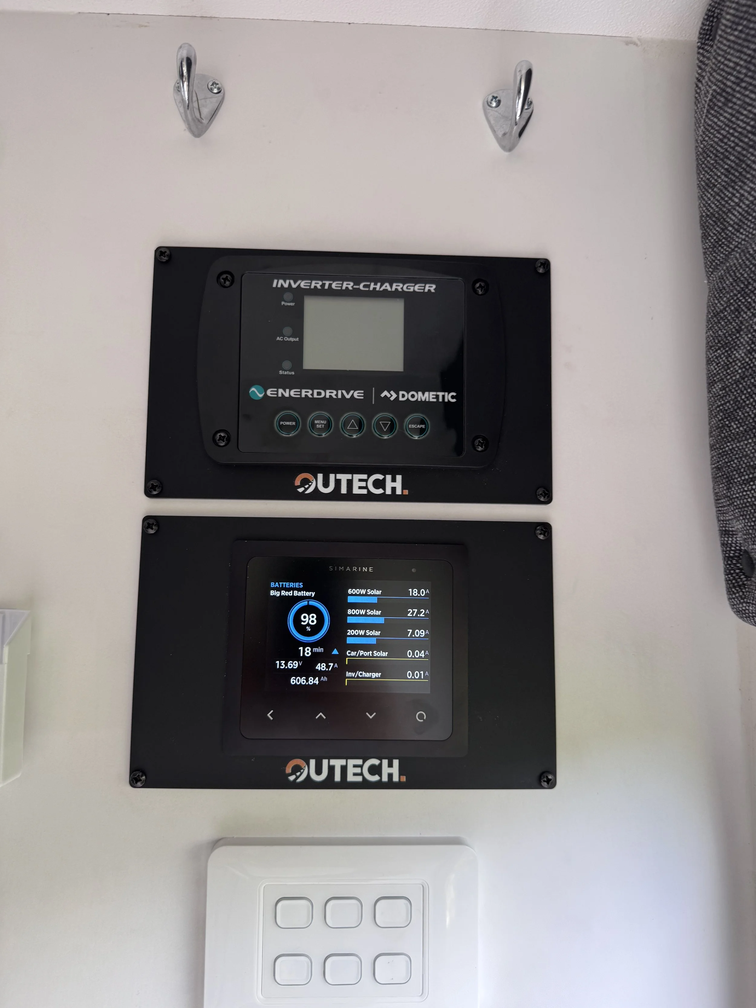 Outech OffGrid Upgrade Caravan electrics, 12v switching, caravan inverter and battery managment