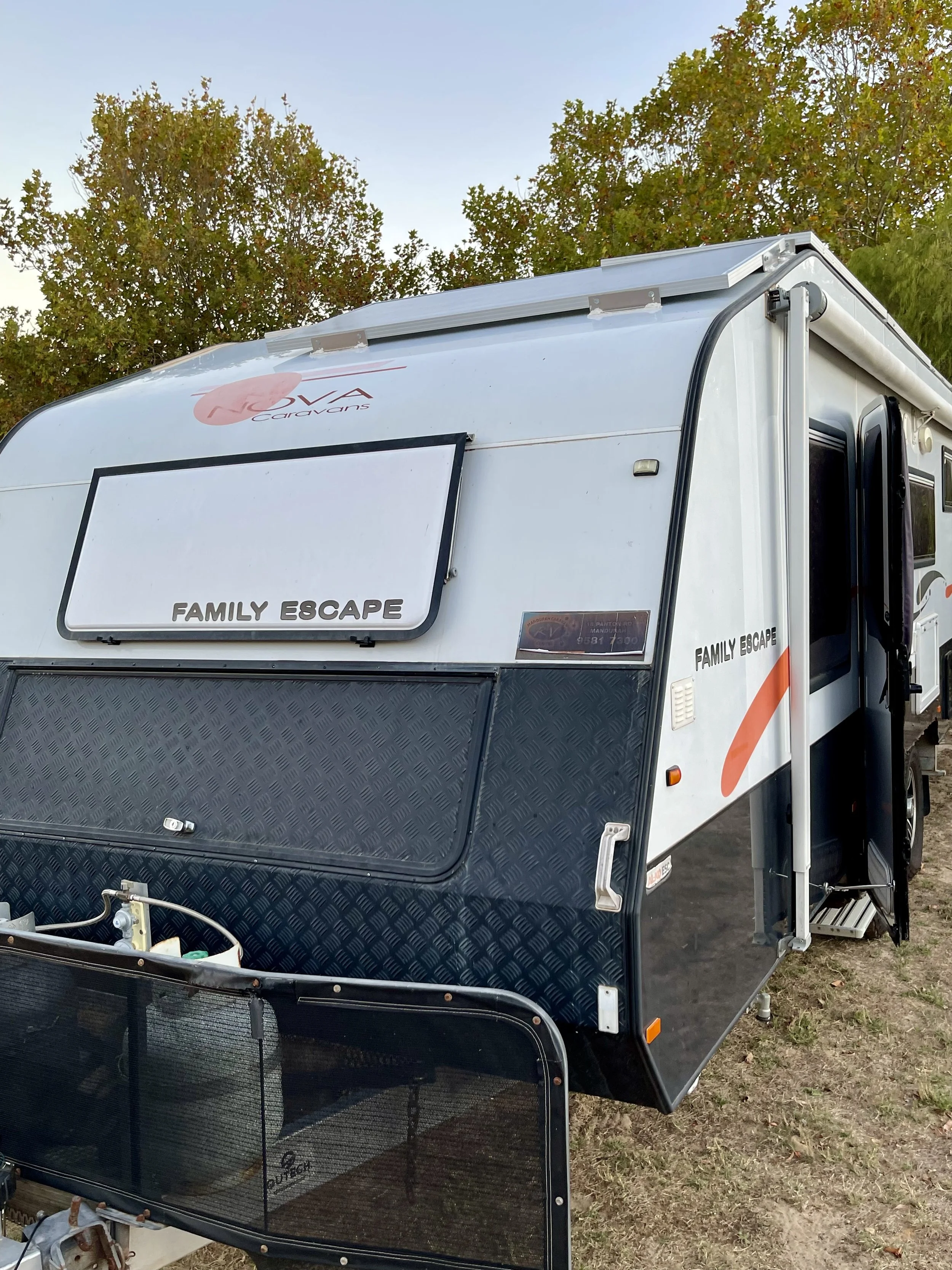 Nova Caravan Family Escape Off-Grid Power System installed by Outech Offgrid