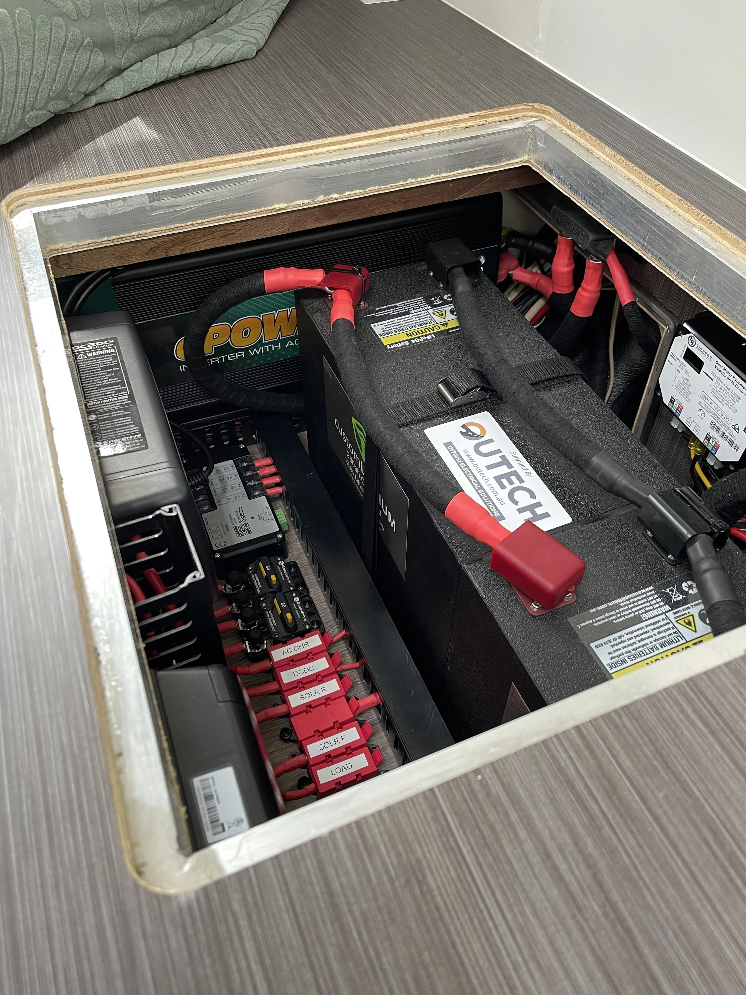 Outech Offgrid Lithium Battery power system for Jayco Caravan.