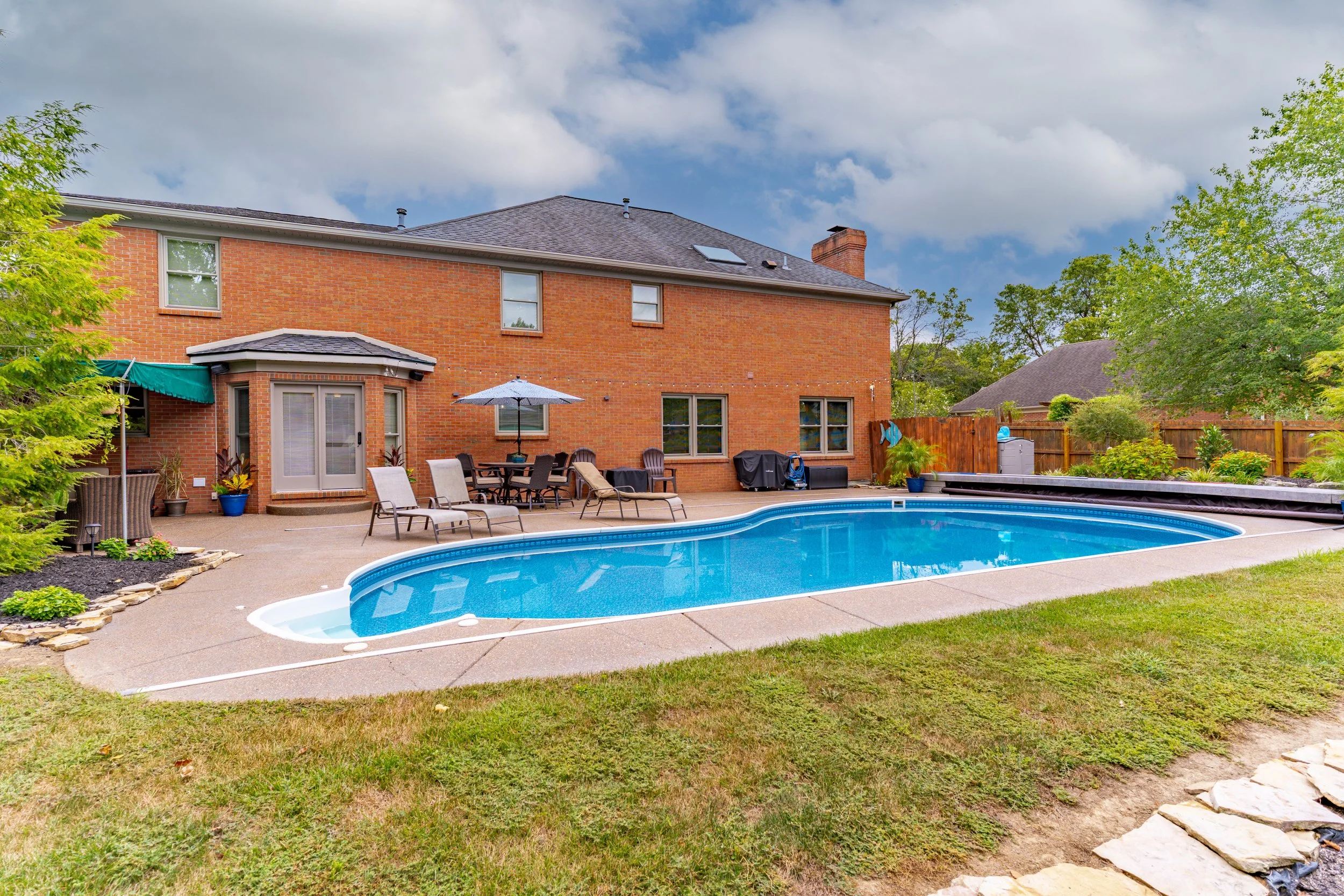 3277 Woodview Ct-EXT-16.jpg