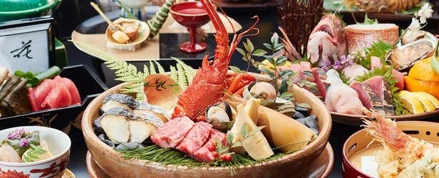 a_topic_ss02_190906.jpg
