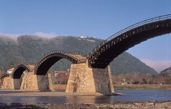 kintaikyo-bridge_01-564x360.jpg