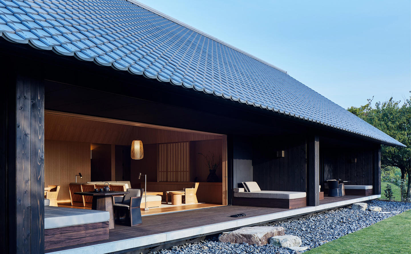 210125_AmanWebsite2021_LandscapeImageFrame_WholePixels_Amanemu_14.jpg