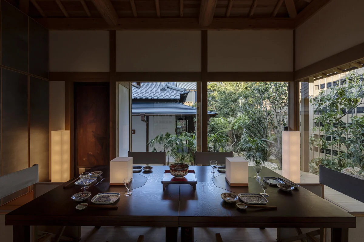 Azumaya Gazebo Private Dinning_Tomohiro Sakashita.jpg