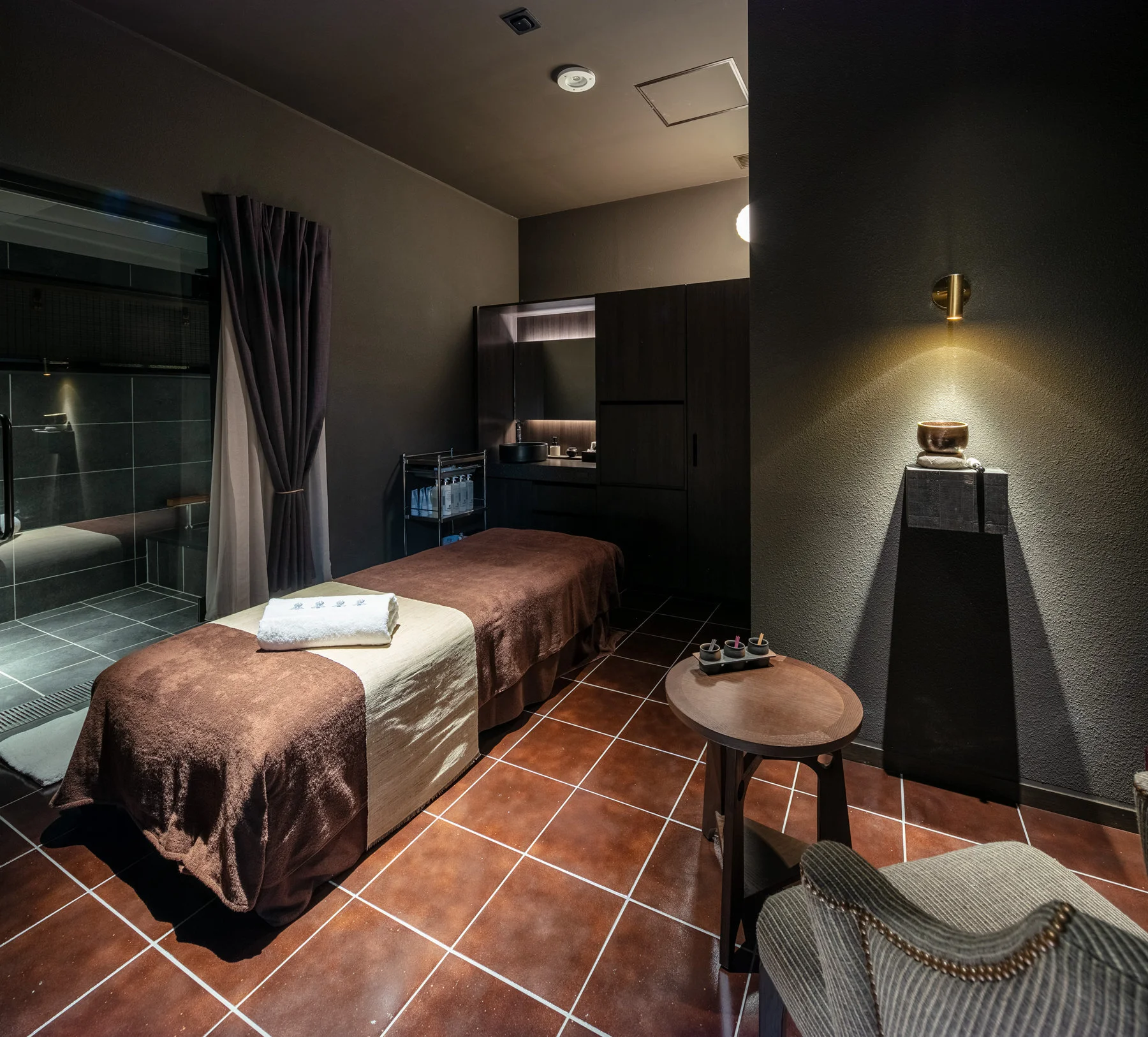 5 SPA by sisley.jpg