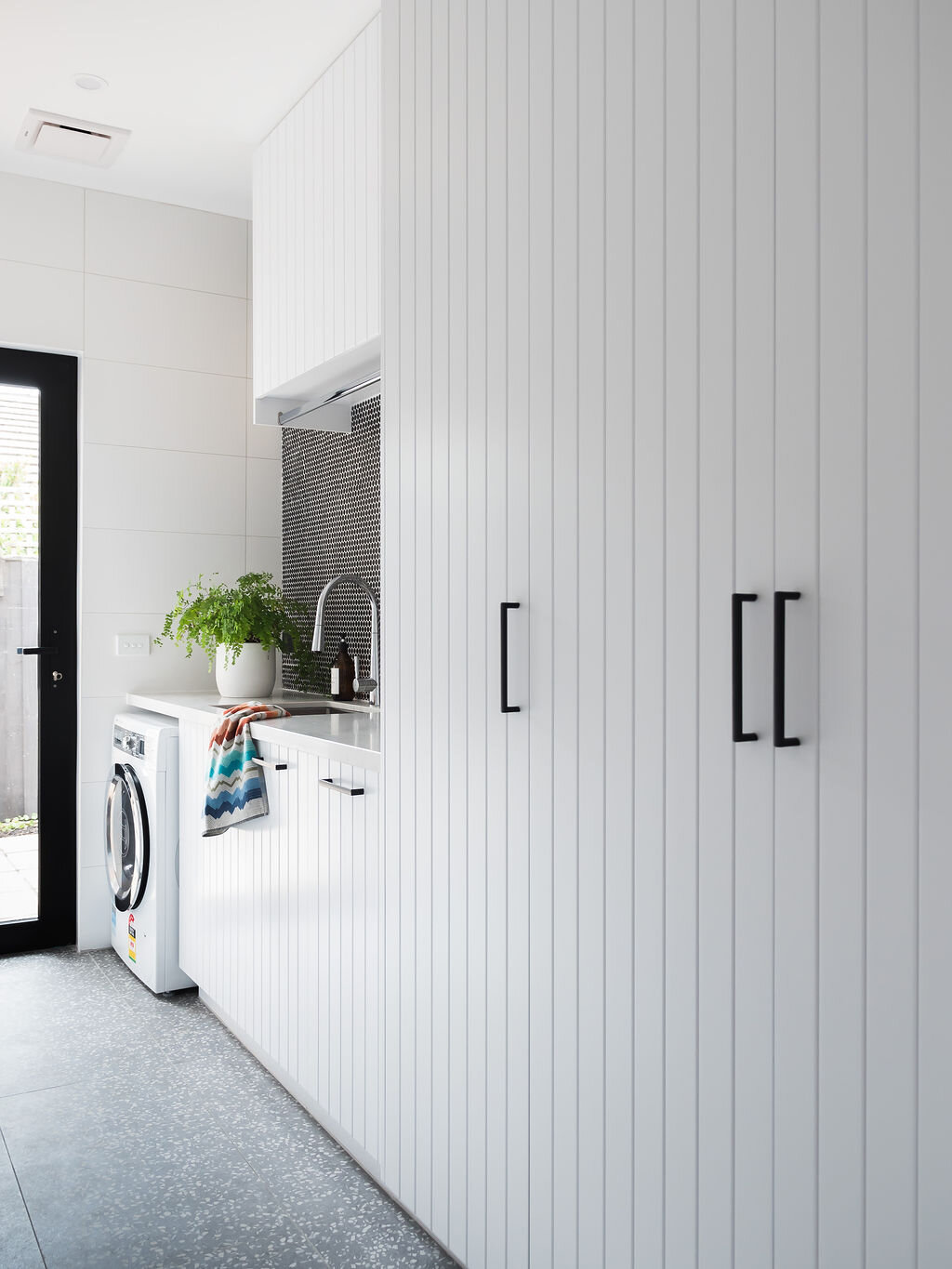 Helen-Kolovos-Interior-Designer-Beaumaris-2-Project-13.jpg