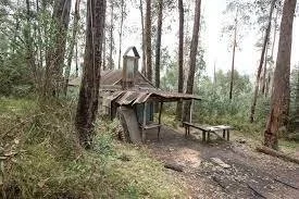 Crowes Hut Lazarinis Spur