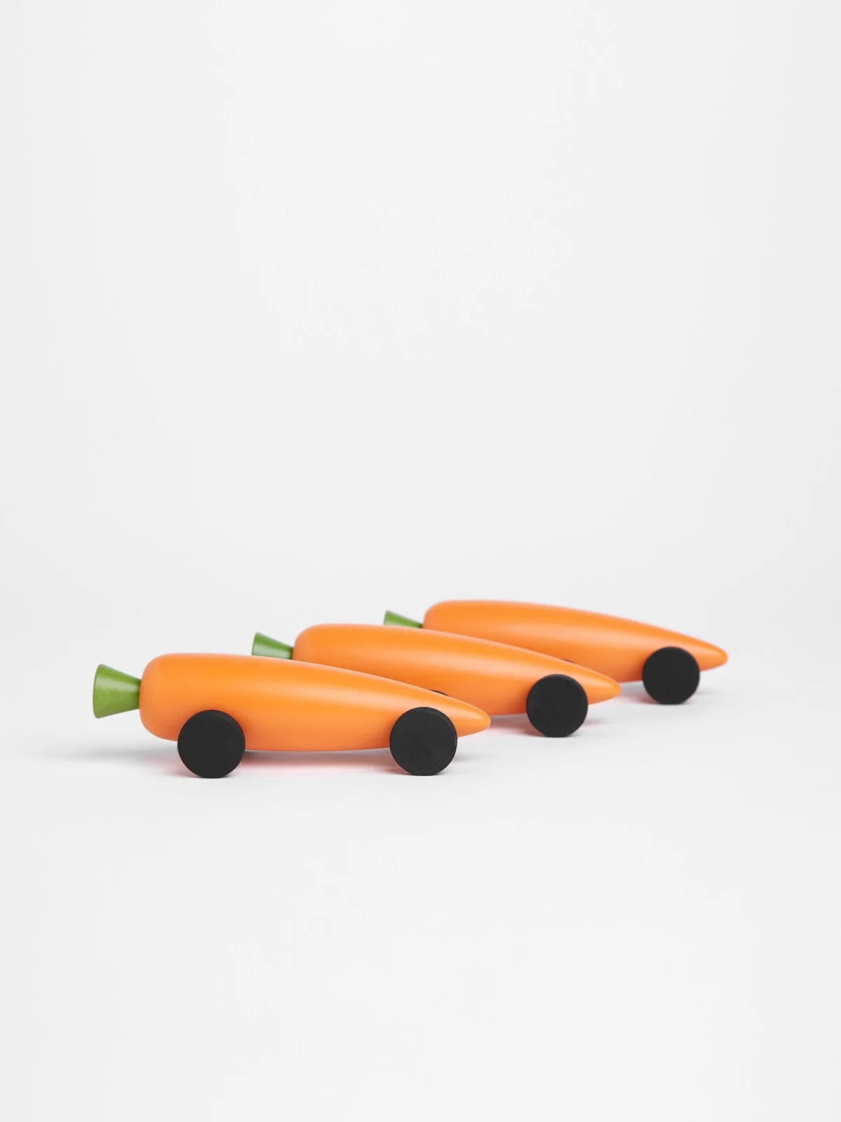 Carrot Racing Car — EO PLAY