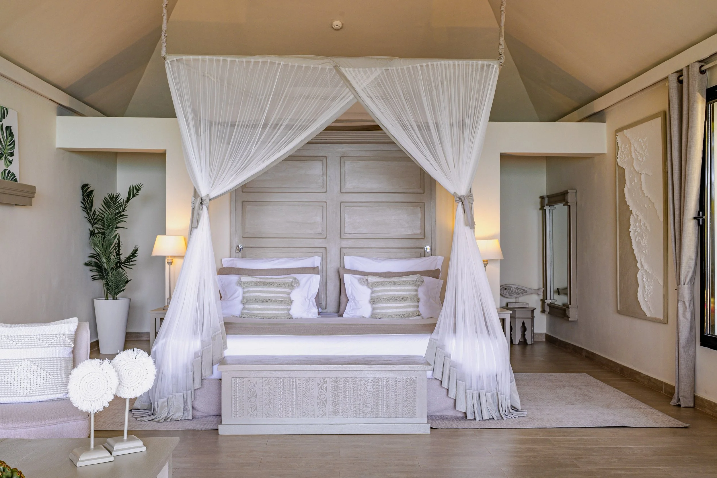 Zawadi-Villa-Bed.jpg