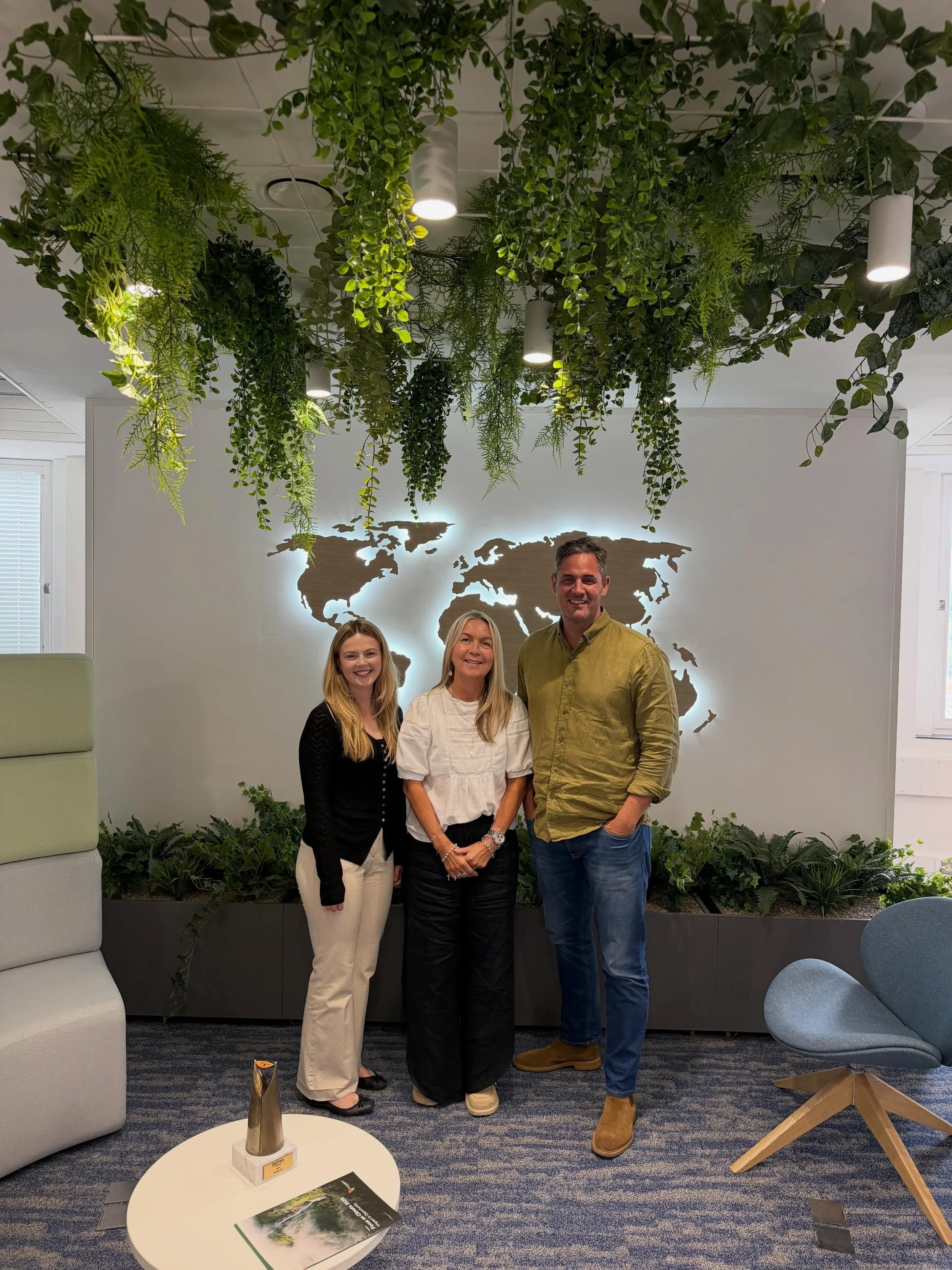 One of the interesting things about this industry is that you can work with people for years, build great relationships online, and never actually meet in person.

Delighted to finally catch up with the lovely Rachel and Tabitha at @redsavannahhq in 