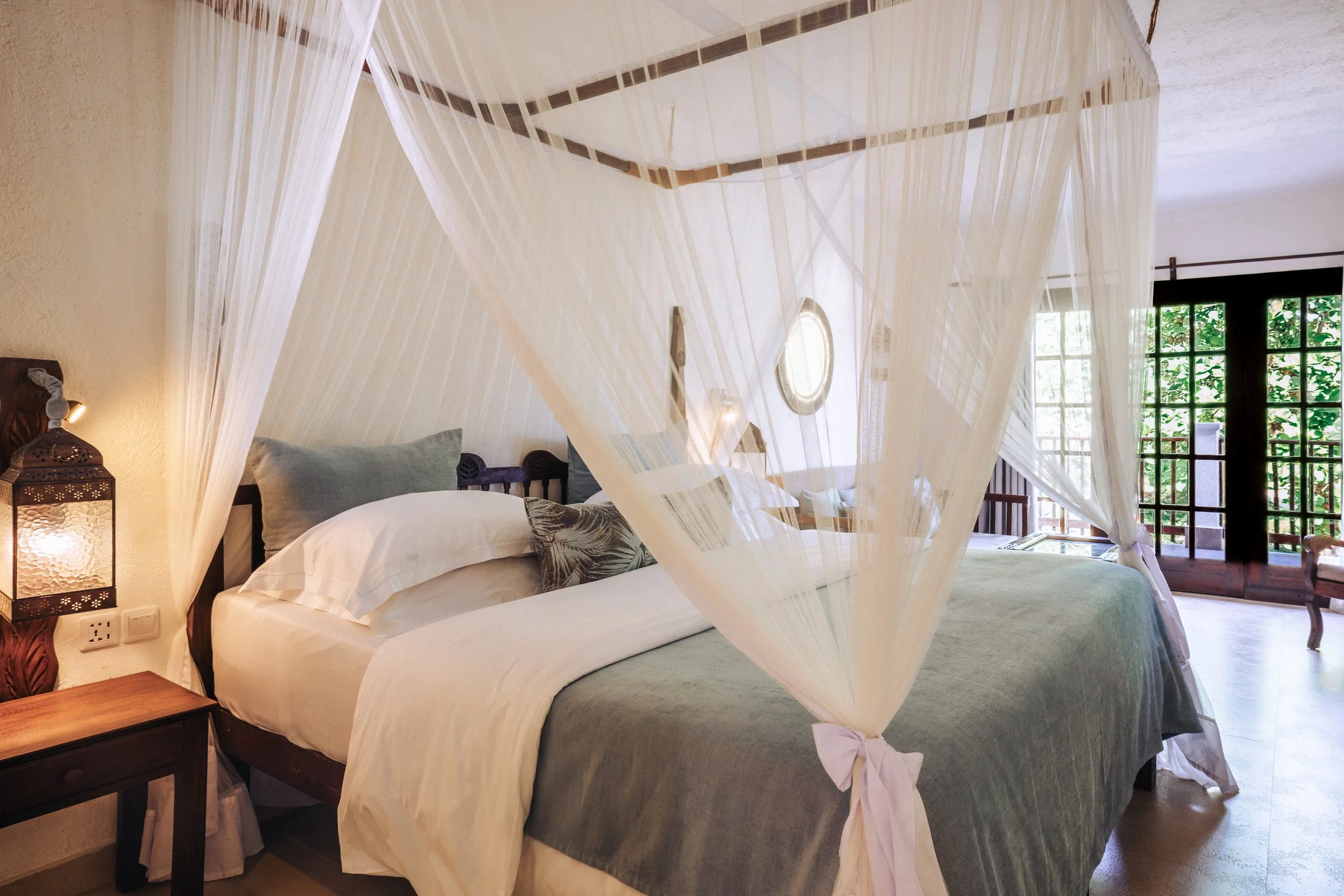 breezes-deluxe-room.jpg