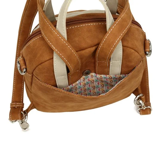 EG04 BACKPOCKET LR.jpg