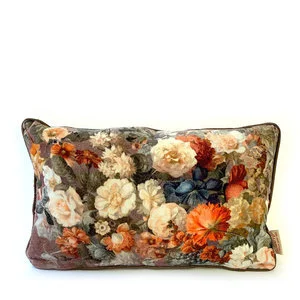 Cushion Lina.jpg