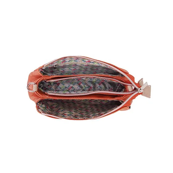 NN-284-05 INSIDE LR.JPG