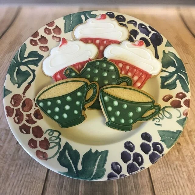 Want to say a great big thank you to a teacher? The end of term is creeping up (although it may not feel like it!) and I know it has been a strange sort of year, but if you want to say a big thank you to a teacher, please get in touch! They can be se