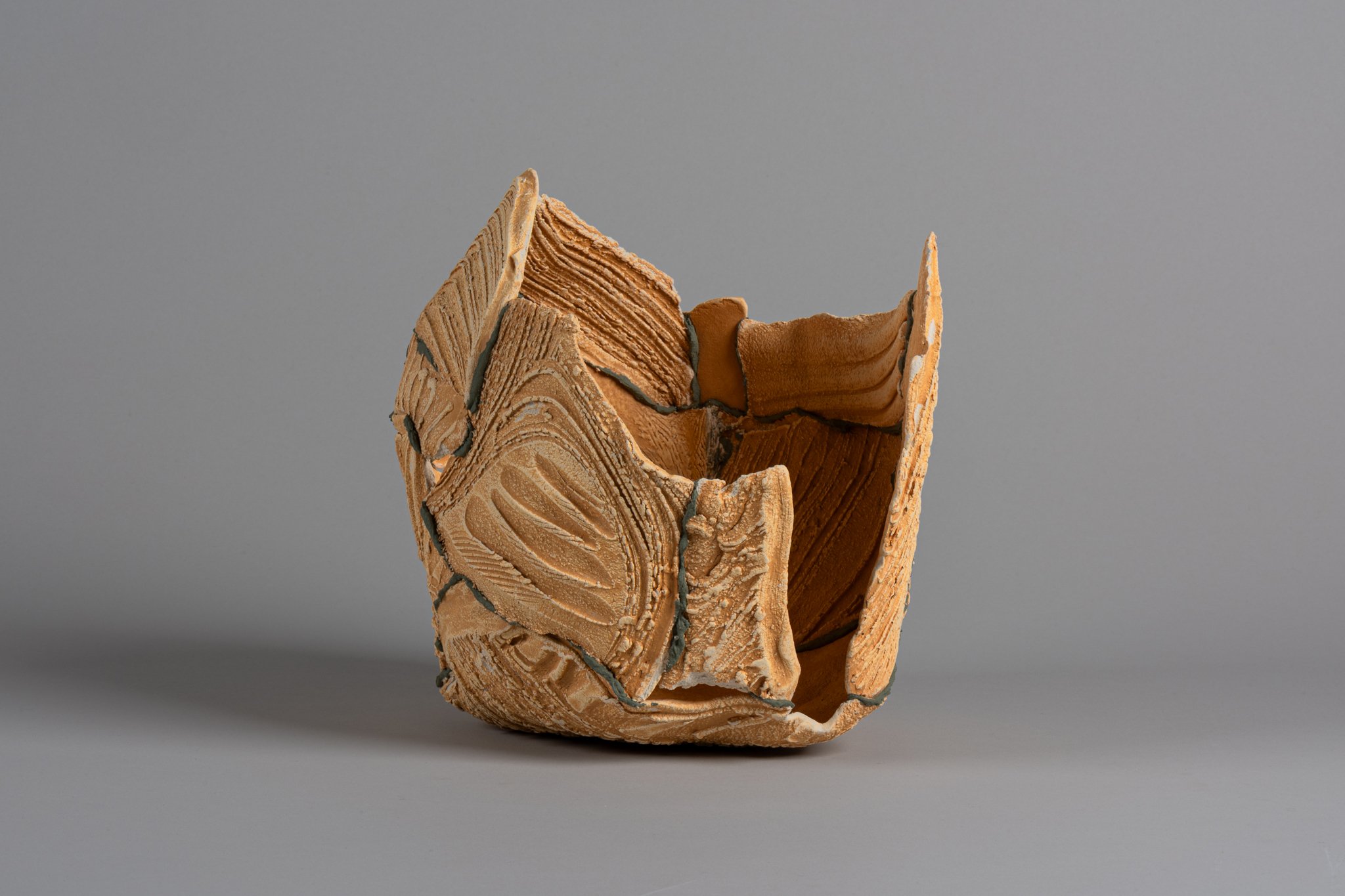 Pod, 21cm high.