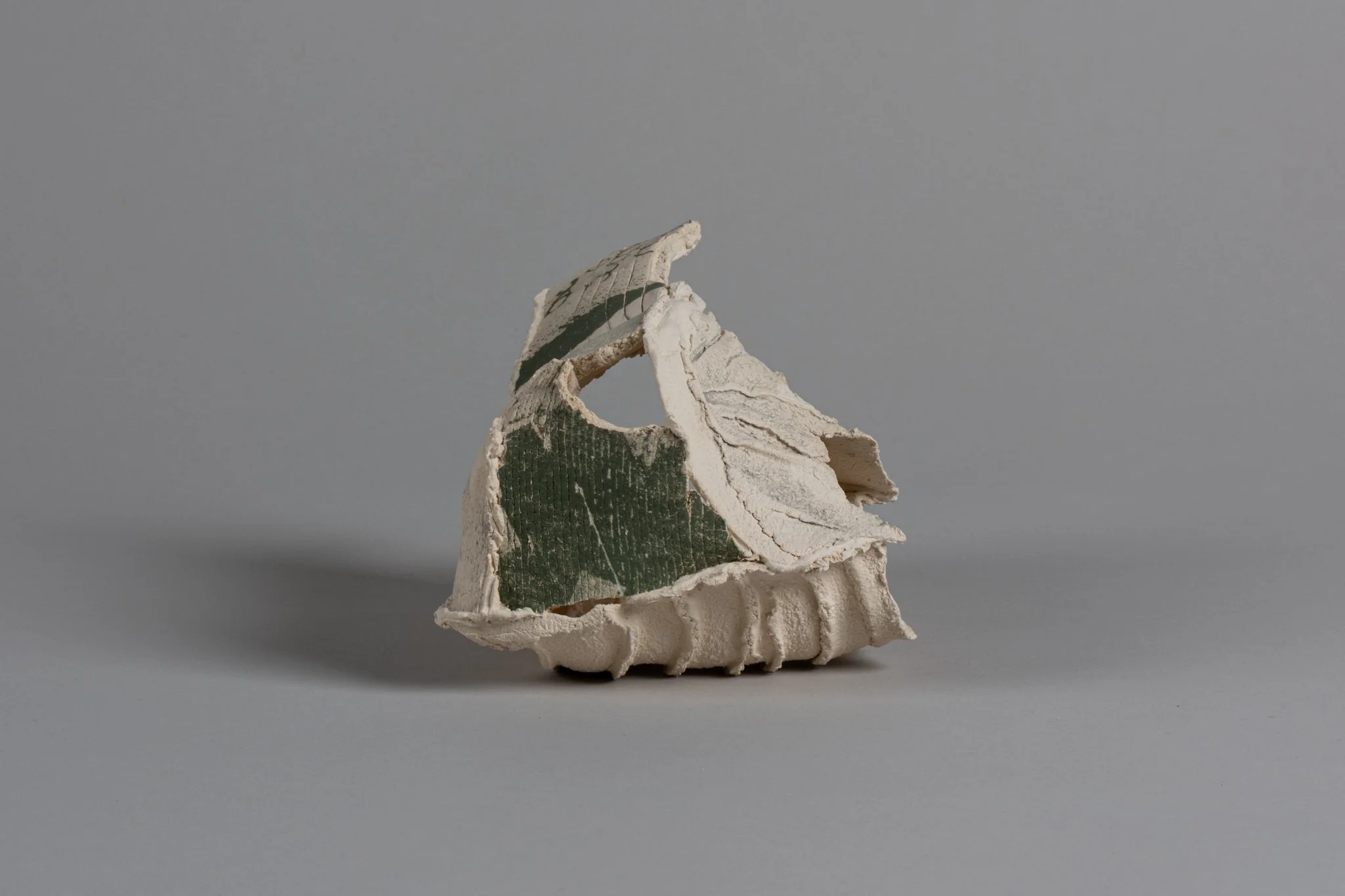 Hollow, 10cm high.