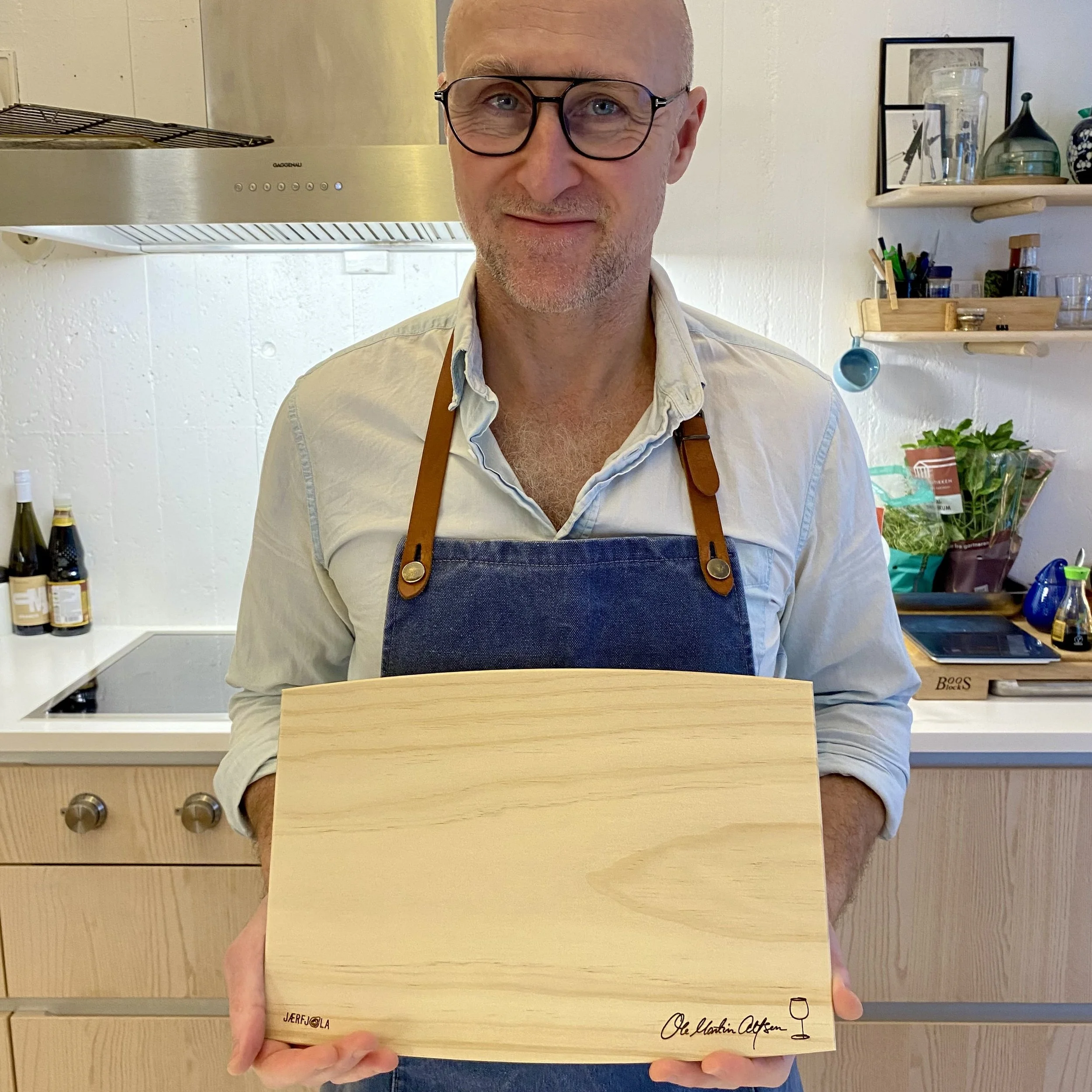 IMG_9066 – Square.jpg