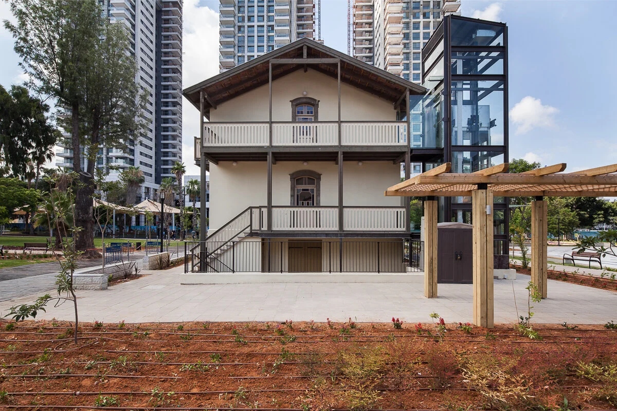 IMG_5471 as Smart Object-1.jpg