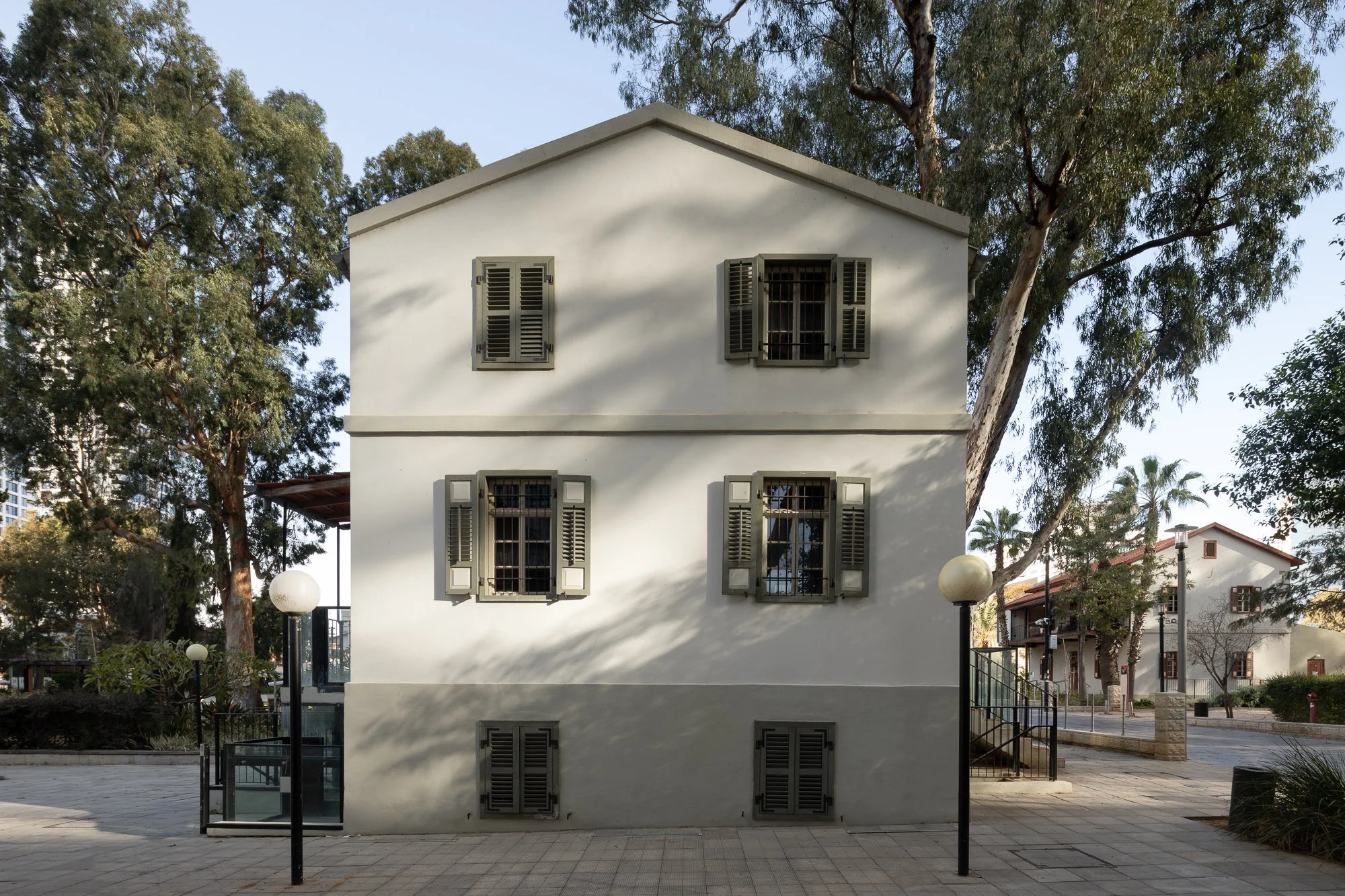 Sarona