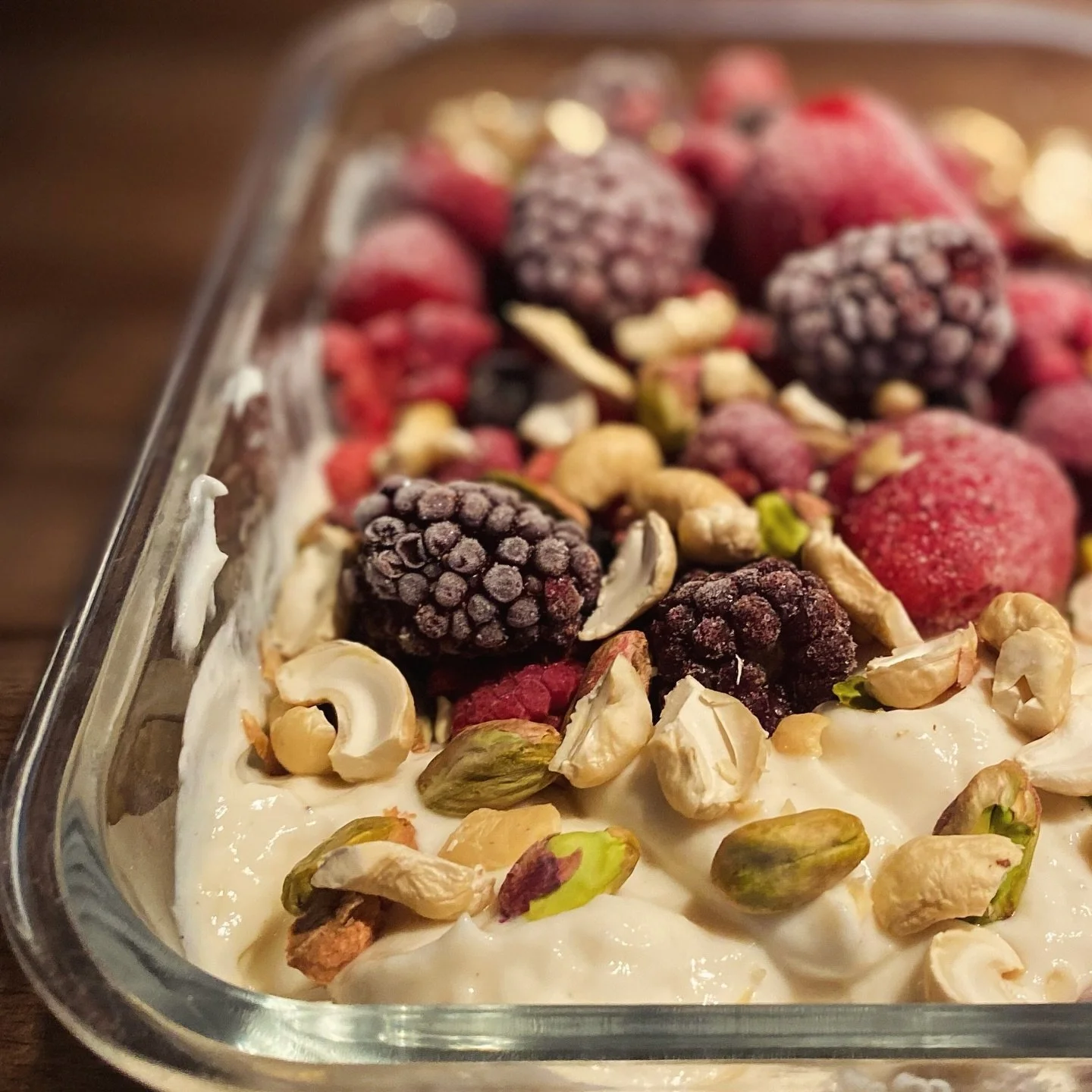 GO-TO BREAKFAST

I have 2 go to meals in the morning one savoury and one sweet depending on how I feel, or what I&rsquo;m doing in the day.

Today&rsquo;s a rest day, and I feel like something sweet. 

So the things I&rsquo;m focusing on:
- Higher pr