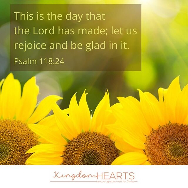 Look at the beauty of God's creation and count your blessings! 
#kingdomheartsministries #longisland #womensministry #lovejesus #jesus #encourageoneanother #hopeinjesus #letusrejoice #thisistheday #blessings