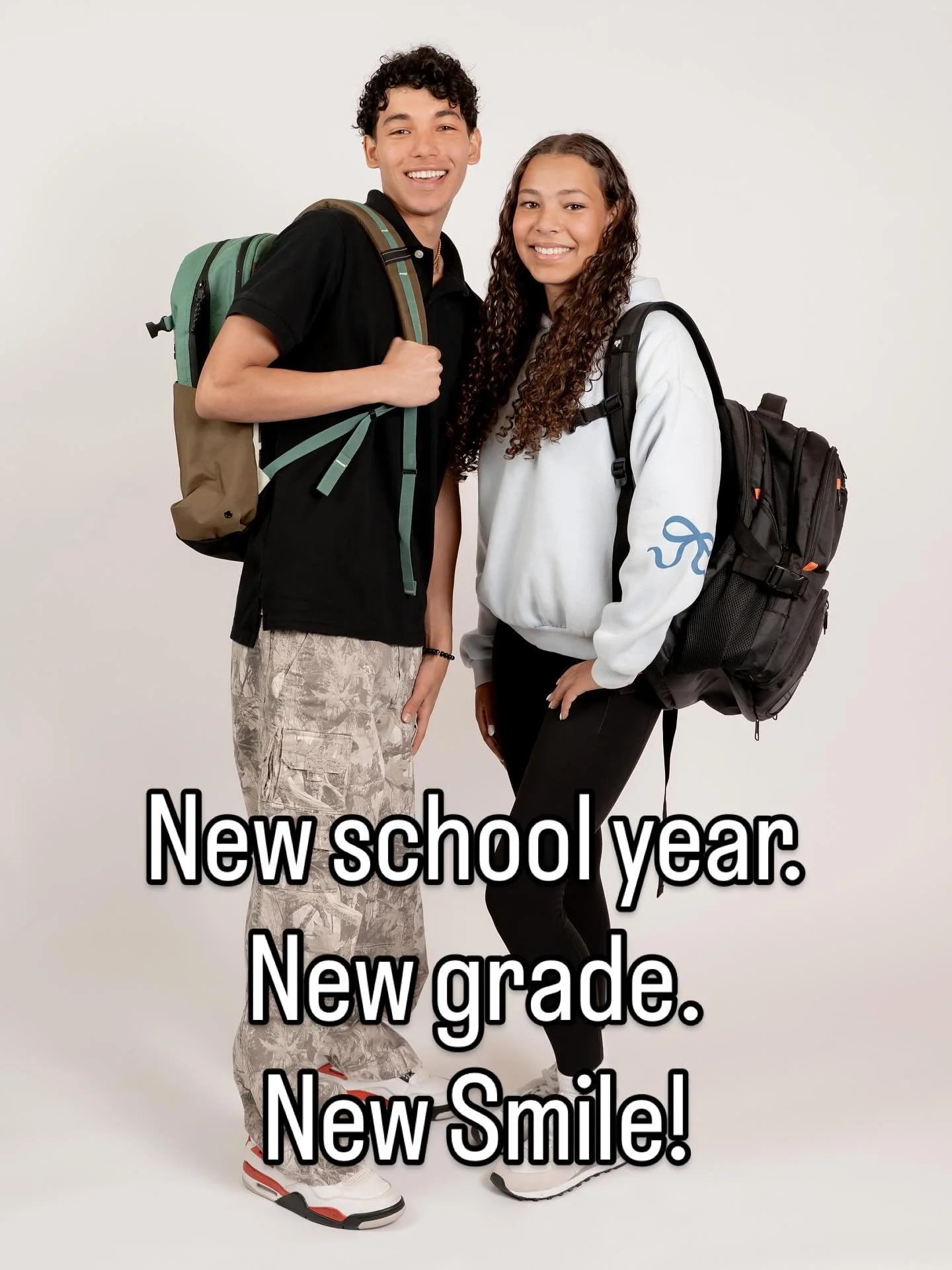 Pellegrini Orthodontics would like to wish all of our patients returning to school this year a happy, safe, wonderful year! And whether you are heading back to school with braces, aligners or you are freshly out of treatment we hope you rock your smi