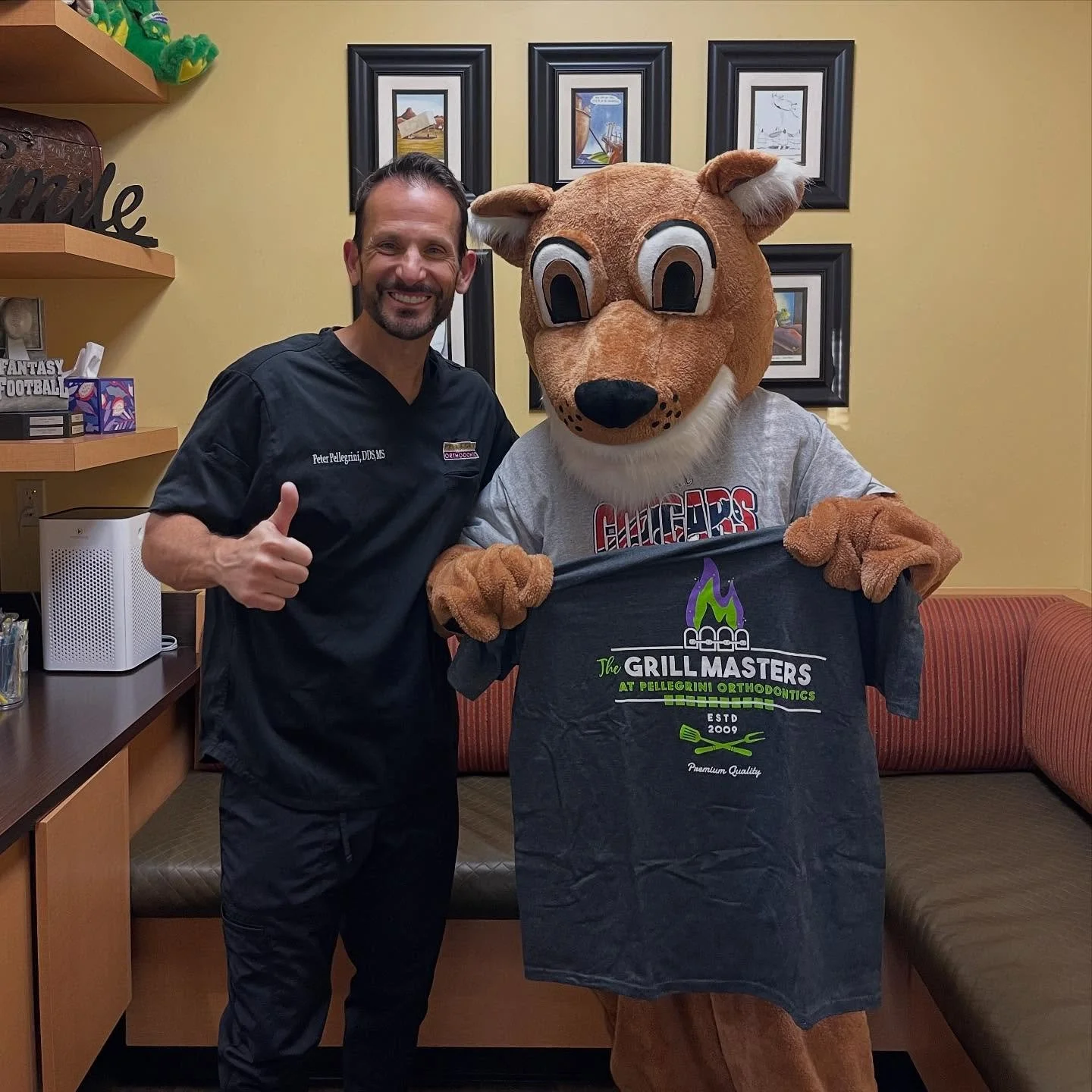 We are proud to sponsor Columbia Elementary in their 2025 Read-A-Thon! What a nice surprise to have a visit from their school mascot! #gocougars 
#readmore #smilesforlife