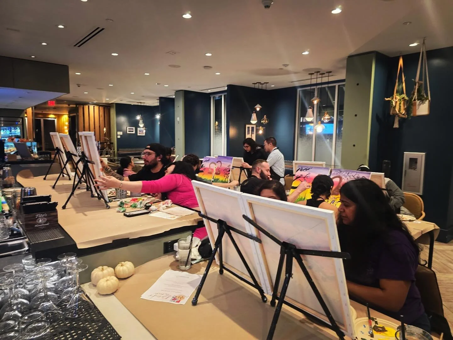 Another fun event at Hyatt Centric The Pike Long Beach! Instructed by @doingartgood - This time we were at the Watercraft Bar and it was a hit! Don&rsquo;t miss the next one tonight at 7pm painting Hawaii! #bestofla #bestoflosangeles #bestoflb #besto