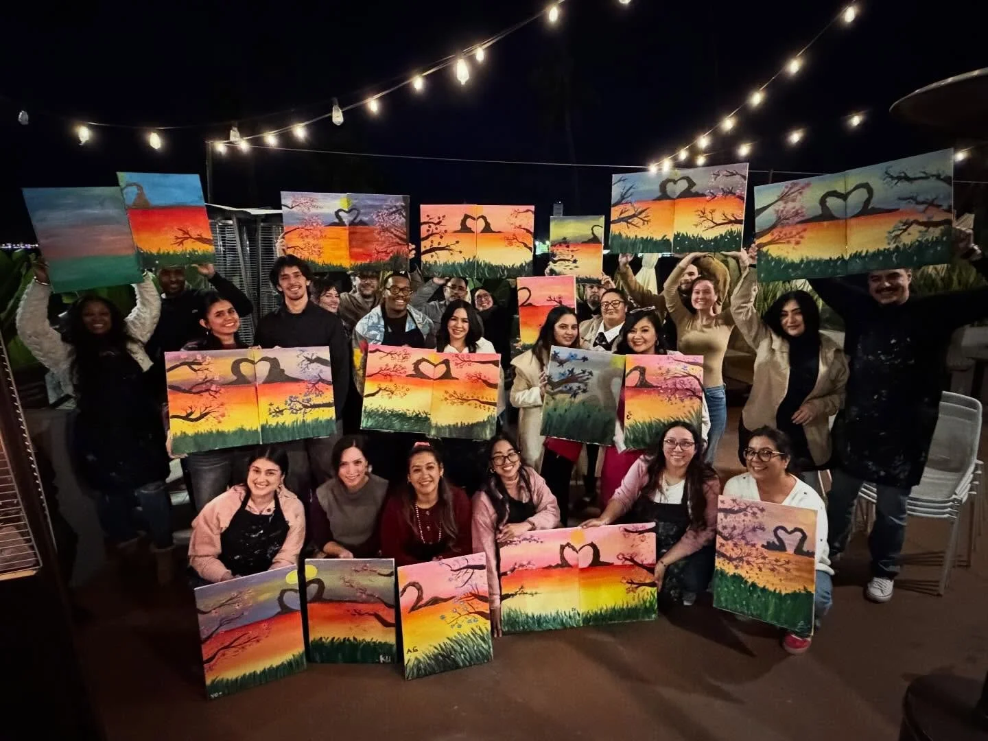 Another amazing event painting and sipping on the beach! @gauchobeach is located directly on the sand with incredible views of the beach and the city! Don&rsquo;t miss the next one on 2/26 painting &ldquo;Valley Blossoms&rdquo; ! #paintandsip #artand