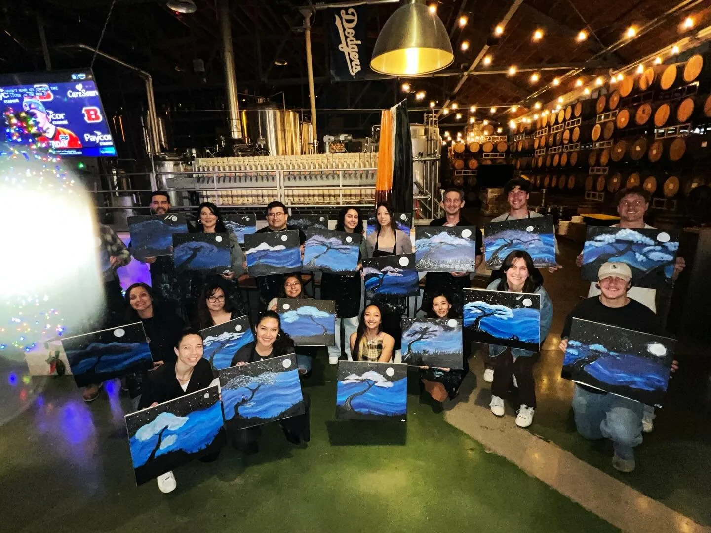 A relaxing Thursday evening painting &ldquo;Under the Stars&rdquo; at @trademarkbrewing !! We&rsquo;ll be painting &ldquo;Aloha Hawai&rsquo;i&rdquo; for the next one on 3/5, don&rsquo;t miss it! #paintandsip #paintnight #paintingandbeer #downtownlong