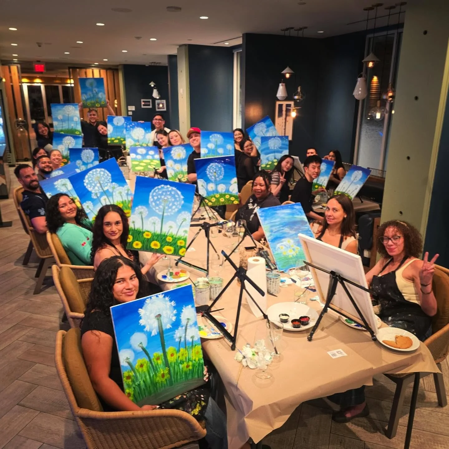Happy first day of spring! 🌸 Last Friday at @hyattcentriclb, we painted &ldquo;Spring Wishes&rdquo; and had such a wonderful time creating dandelions with all of you! #artandwine #artandcocktails #paintandsip #paintnight #longbeach @dtlballiance