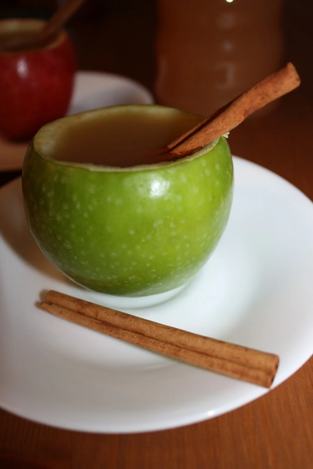   https://olivetheingredients.blogspot.com/2011/11/homemade-apple-cider.html  