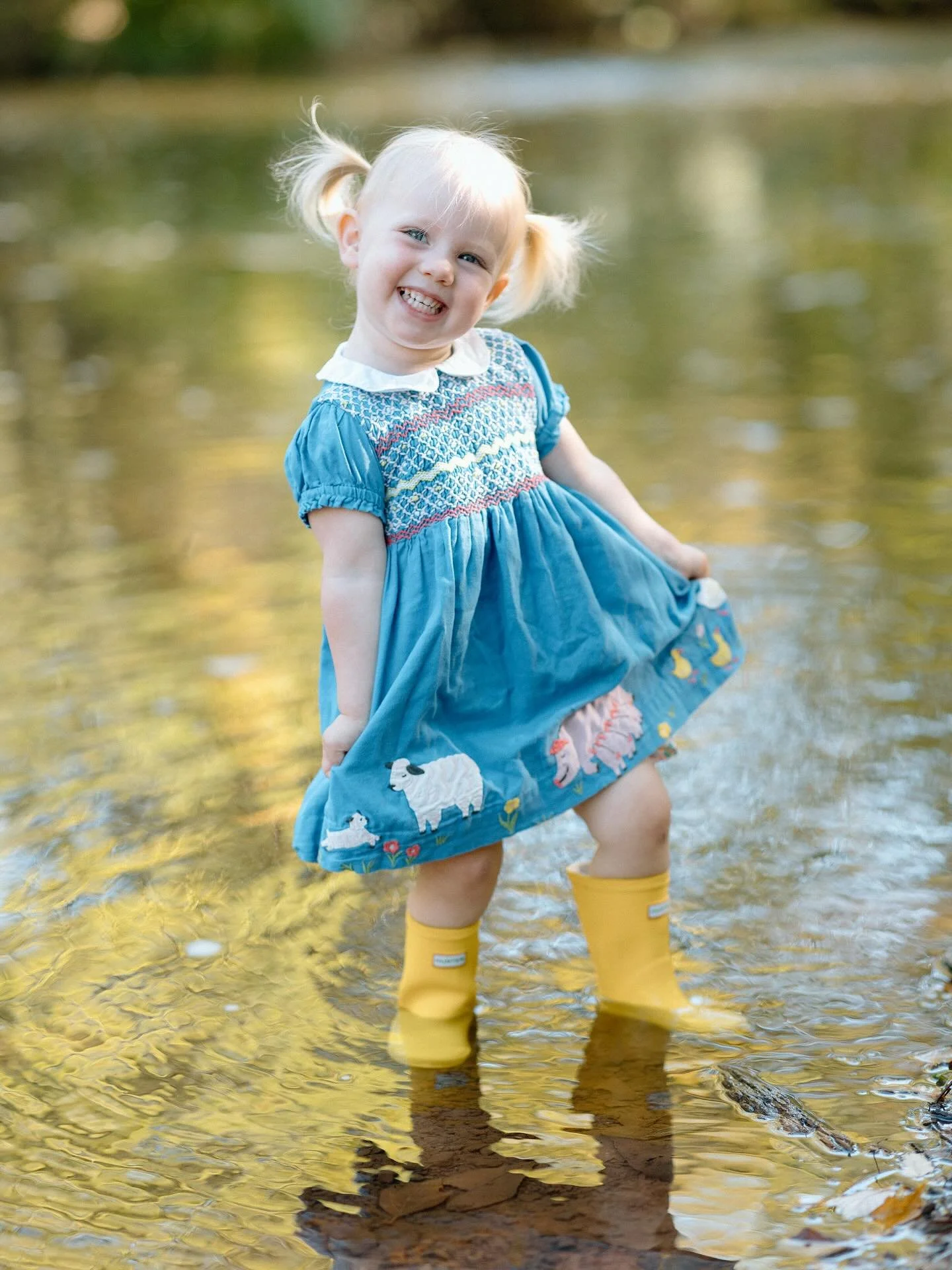 Hadley in her Hunter&rsquo;s 💛