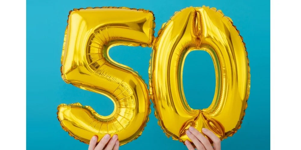 giant balloons spelling out 50