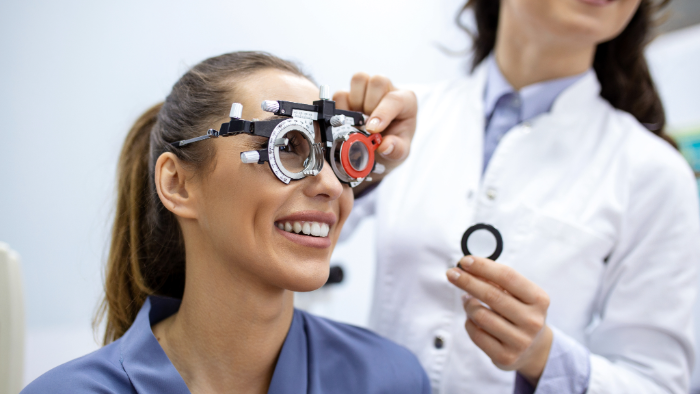 Your Eyes and Balance: How Vision Keeps You Steady — Science of Falling