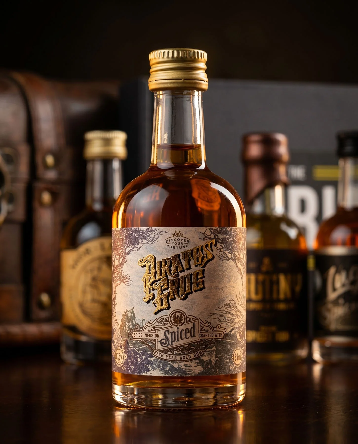 Pirates #1 Rum Taster Set Gift Box (4x50ml)3.jpg