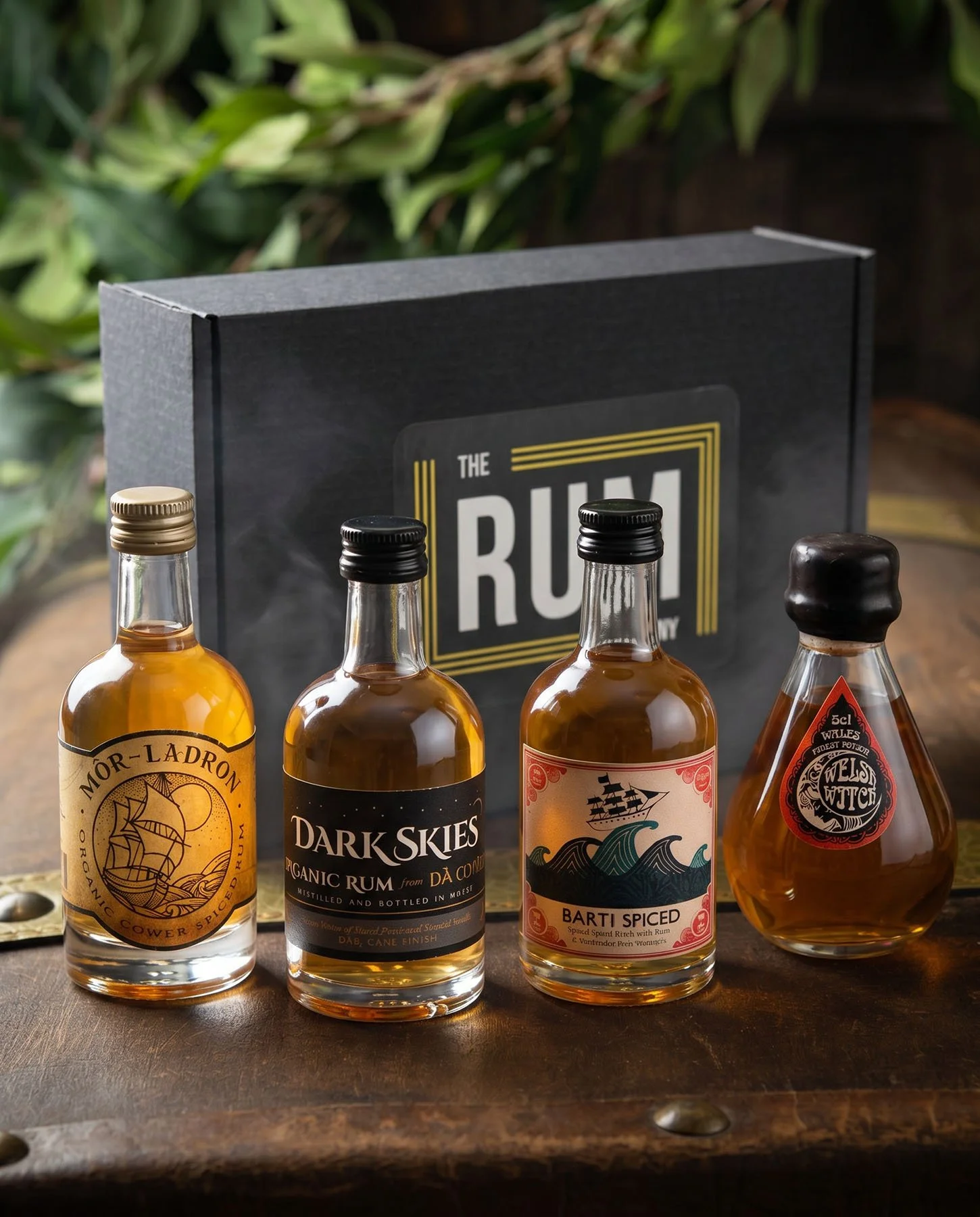 Welsh #1 Rum Taster Set Gift Box (4x50ml)2.jpg