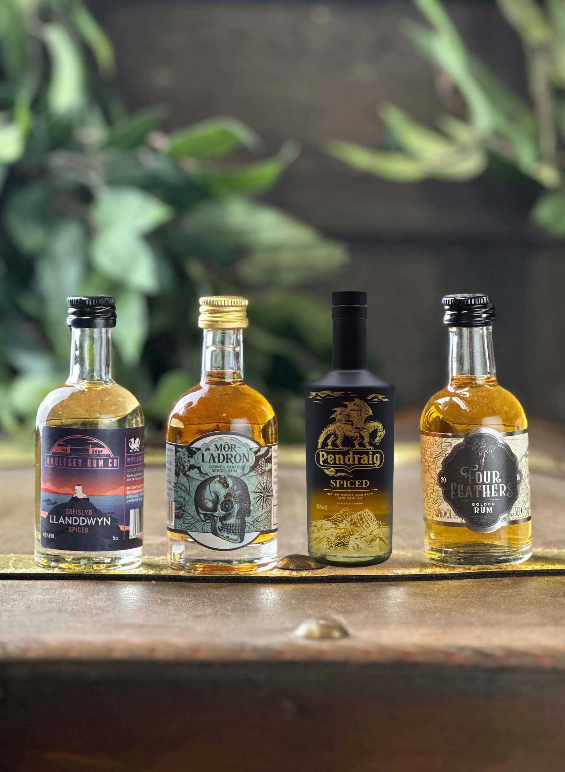 Welsh2-Rum-miniature-taster-gift-set-The-Rum-Company-6.jpg