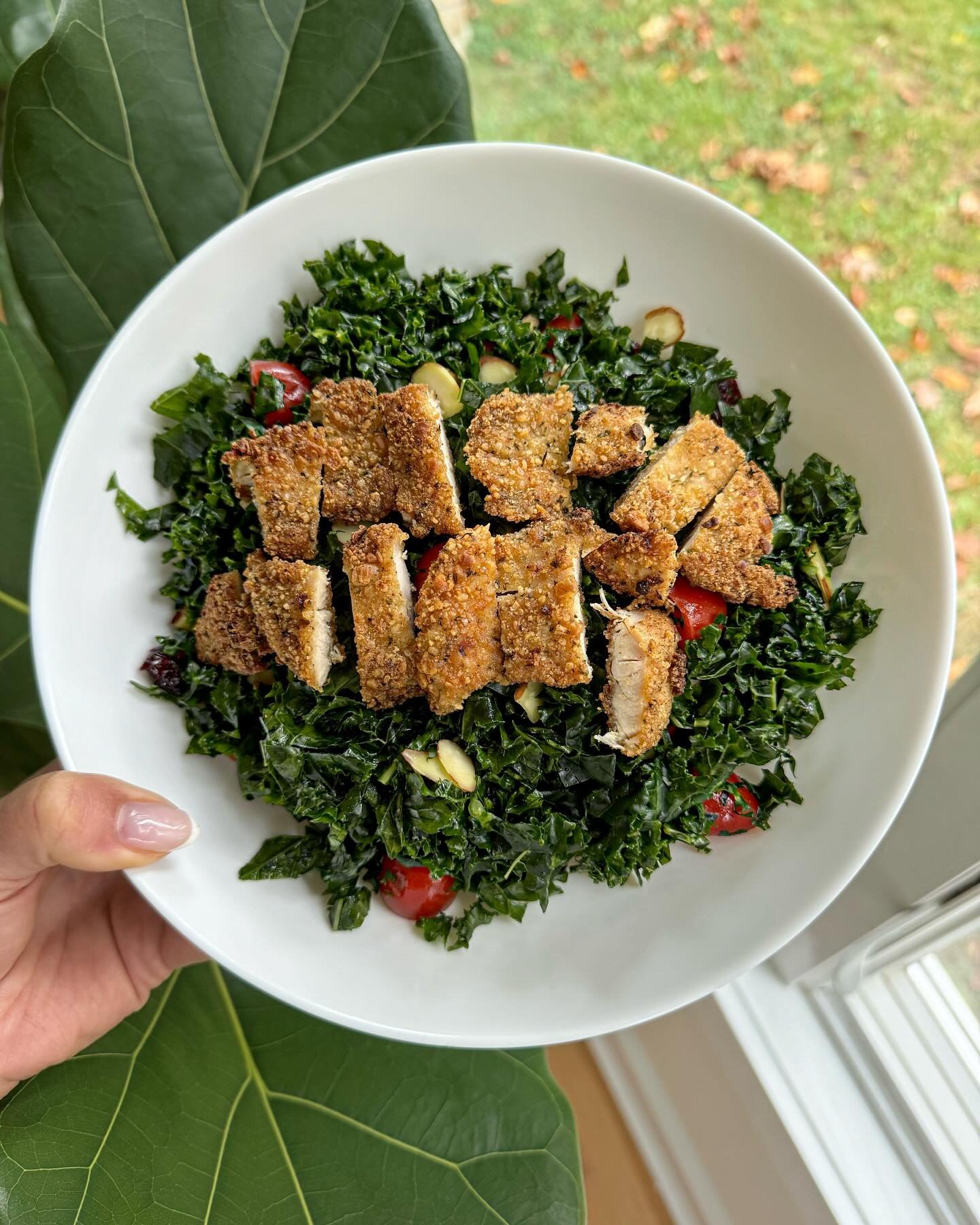 Sunday Kale salad with tomatoes, sliced almonds, dried cranberries + GF breaded chicken 😍 Dressing is a simple olive oil and balsamic with a splash of salt. So simple and no need to add any fancy dressing as it would overpower the delicious basic fl