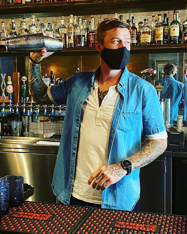 Tonight&rsquo;s bartender, can&rsquo;t say we&rsquo;re not mad about it. Patio is open, and it&rsquo;s going to be a beautiful night. .
.
.
#maskupwa #friday #bartender #imbibe #bonappetit #eater #wearyourmask😷 #patio #downtownspokane #durkinsliquor