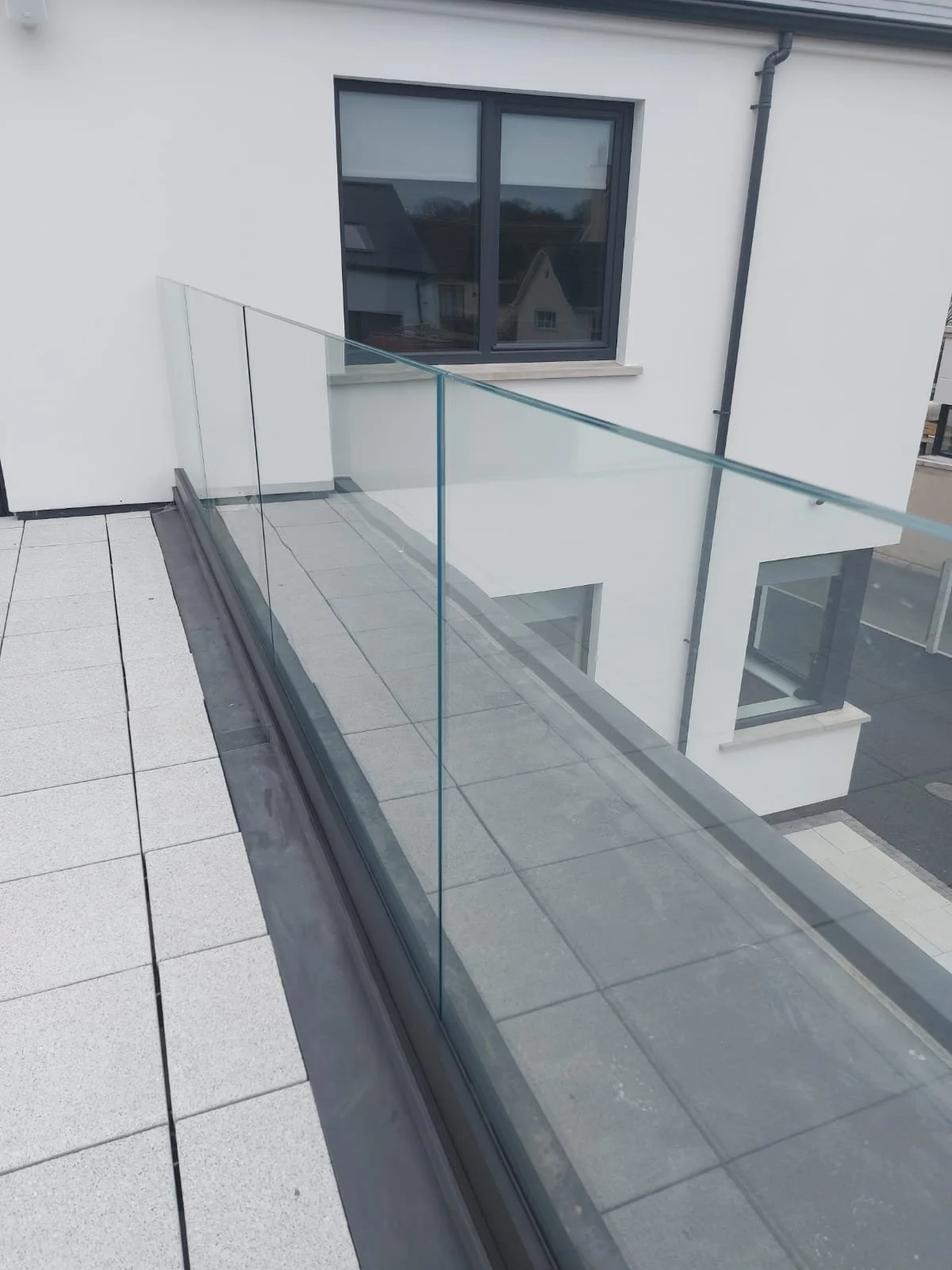 Frameless glass balustrade northern Ireland